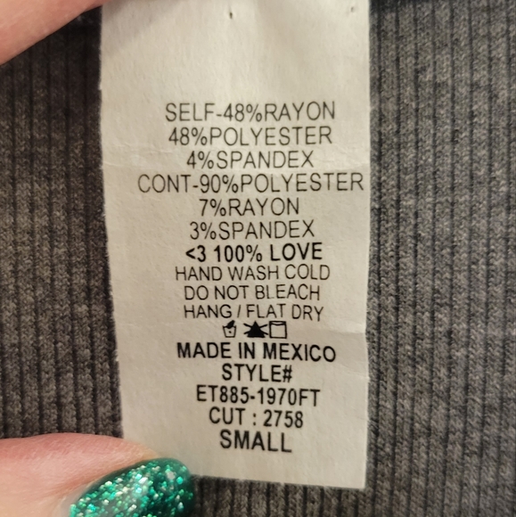 Sew In Love NWT Long Sleeve Top Small - Picture 8 of 10